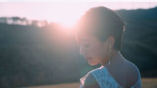 ソロショットも美しく時にはロマンチックに！新婦様の美しさ、新郎様のかっこよさが最大限発揮されるカットを追求しています。「自分じゃないみたい！」と言っていただくことが多くあります♪