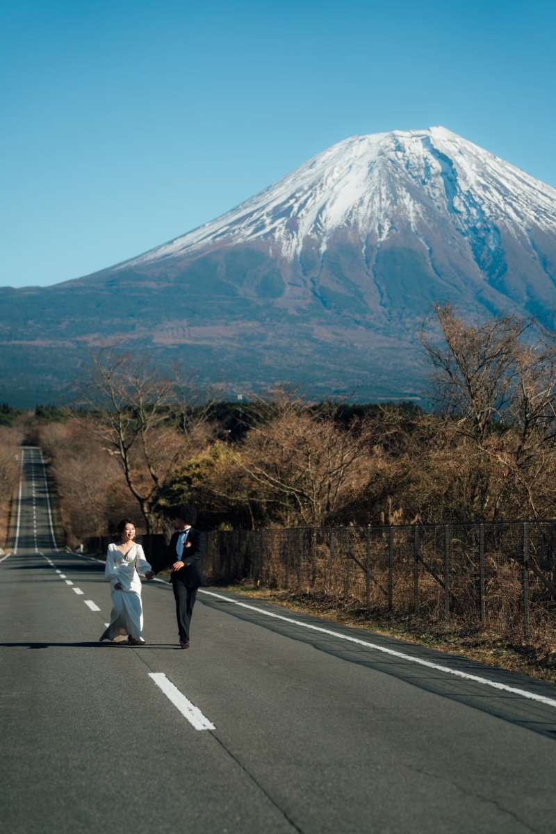 【ドレス・ブーケ付き】洋装ドレスレンタル♢富士山フォトプラン!♢ヘアメイクアテンド/データ250カット