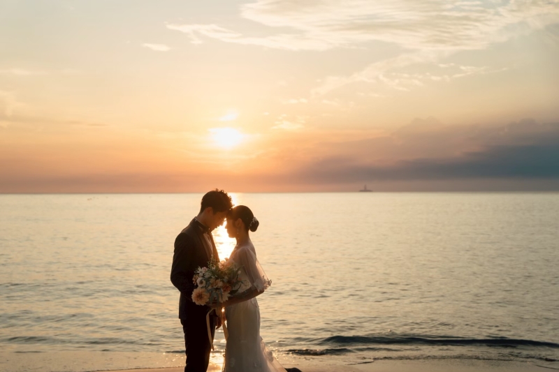 【夏限定|サンセットフォト】 一日が終わる、一番綺麗な時間まで。