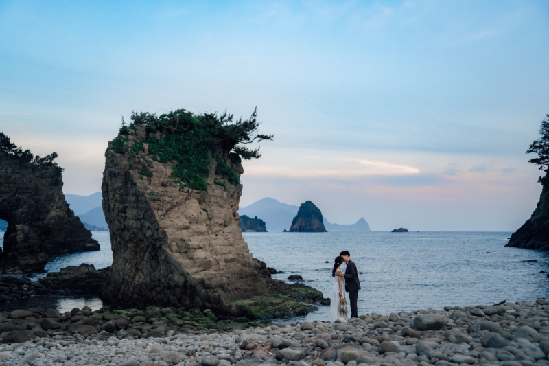 【写真も動画もドレス付きで】伊豆半島でムービー&フォトプラン♢ドレス・ヘアメイクアテンド・ブーケ付き/データ150カット