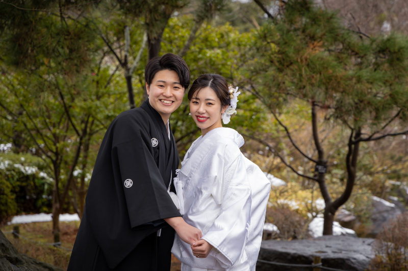 寒さ対策はバッチリ!いざ雪が積もる公園へ!