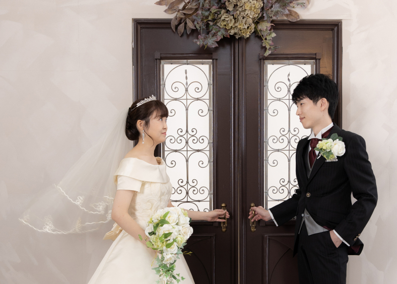  ボリューム満点！和装2点+洋装2点 アルバム付きスタジオプラン＊ 選べる豪華約3万円相当特典付き♪ 