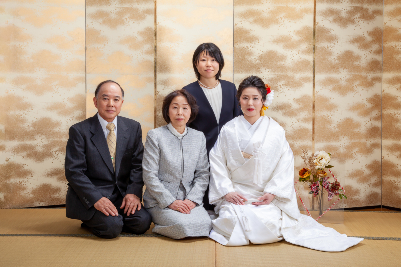 「衣装を着て、家族と写真が撮りたい」ご家族撮影のみ和装プラン＊ご自宅でそのまま飾れる写真額&データ30カット付き！