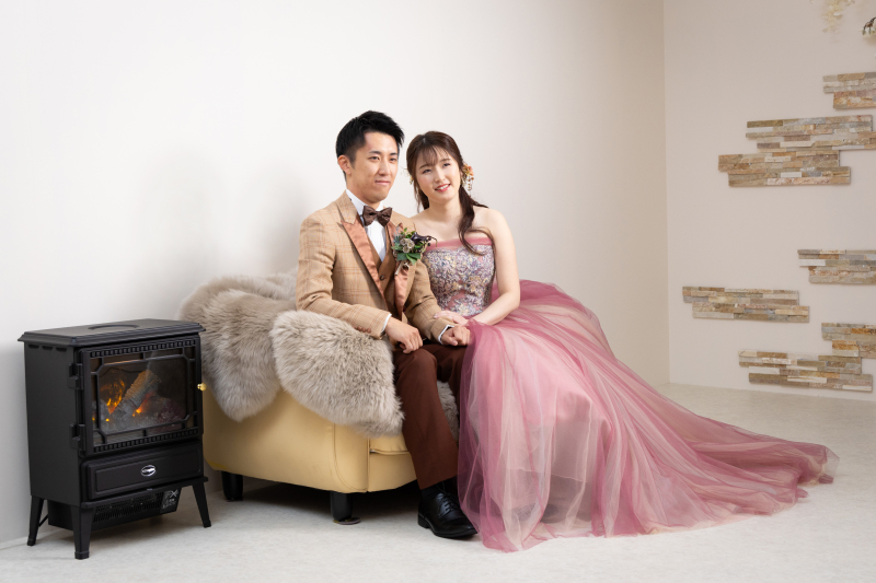 ウェディング・カラードレスどちらも着られる♪アルバム付きスタジオプラン*さらに選べる豪華約3万円相当特典付き!