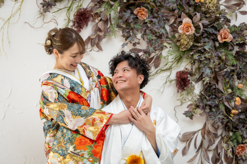 【土日祝UP料金なし】《お好み和装・洋装3着 ｜スタジオorロケーション撮影／美肌レタッチ・アルバム付》スタジオ近隣ロケ出張無料