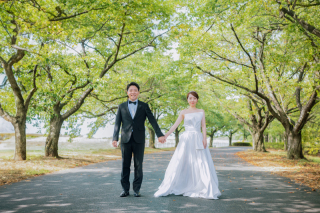 【土日祝UP料金なし】5・６月撮影限定割引＊新緑フォト《洋装ロケ撮影／データ★デザインアルバム付》通常より￥33,000オフ！