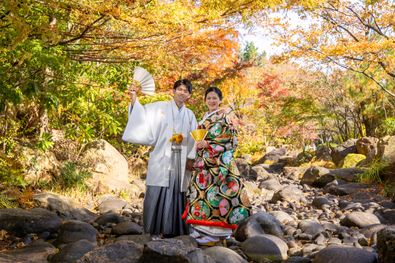 ボリューム満点!和装2点+洋装2点 アルバム付きスタジオプラン* 選べる豪華約3万円相当特典付き♪