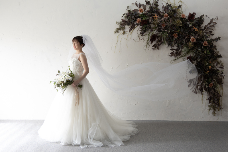 【ソロウエディングフォト】新婦さまお一人での撮影も大歓迎♪洋装1点&データ付き!