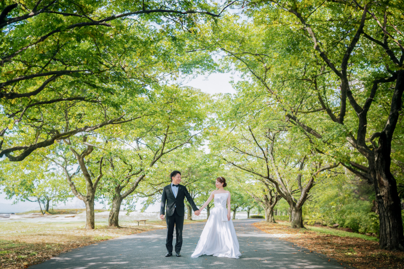 【土日祝UP料金なし】5・６月撮影限定割引＊新緑フォト《洋装ロケ撮影／データ★デザインアルバム付》通常より￥33,000オフ！