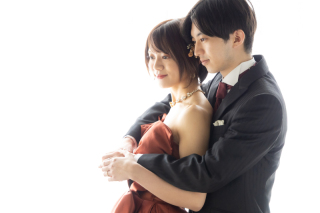 今やレタッチは当たり前！基本のデータプランにご要望のとっても多いレタッチが組み込まれたセットプラン＊