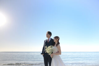 海での撮影がドラマチックに