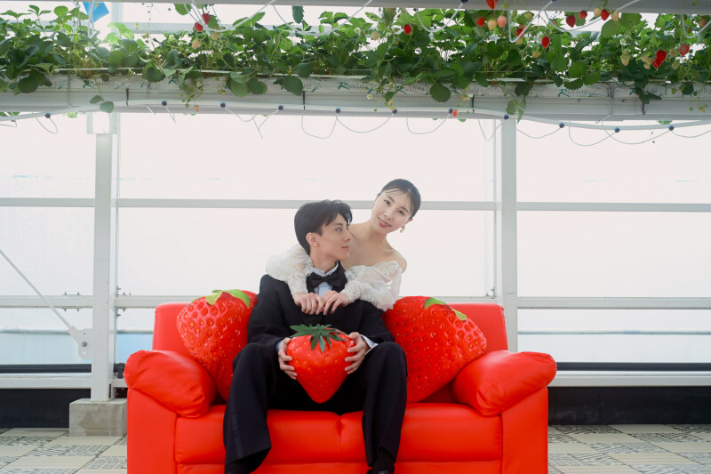次世代型いちご農園&times;RADIUS 【-デイ-フォトプラン】100枚/ヘアメイク付 