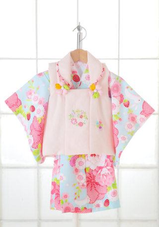 1B-23　ピンク被水色いちごうさぎ柄