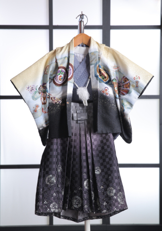 2B-2　グレー&times;黒　かぶと