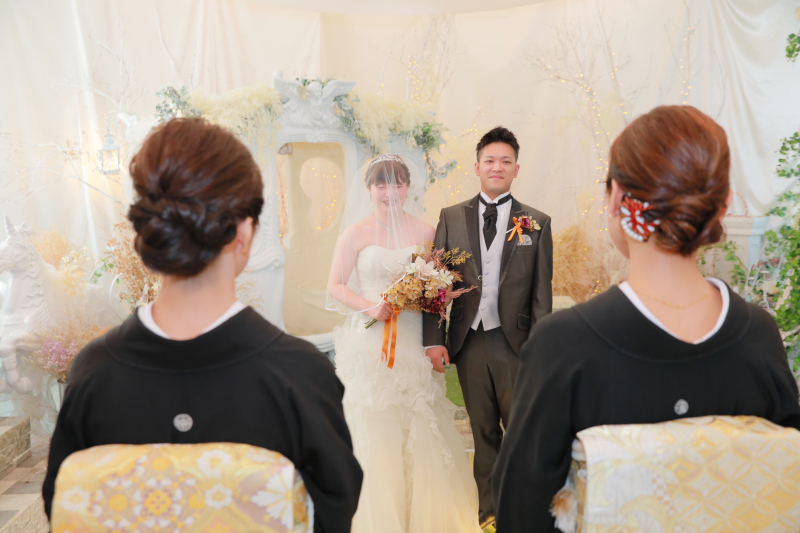 【ご両親様と一緒に撮影ご希望の方】洋装でご集合写真 アルバム・全データ/使用データ付き♪