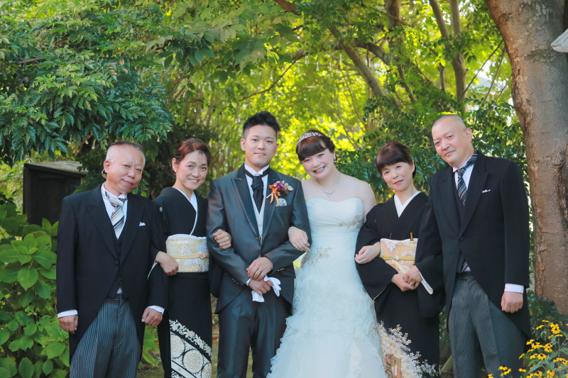 【ご両親様と一緒に撮影ご希望の方】洋装でご集合写真 アルバム・全データ/使用データ付き♪