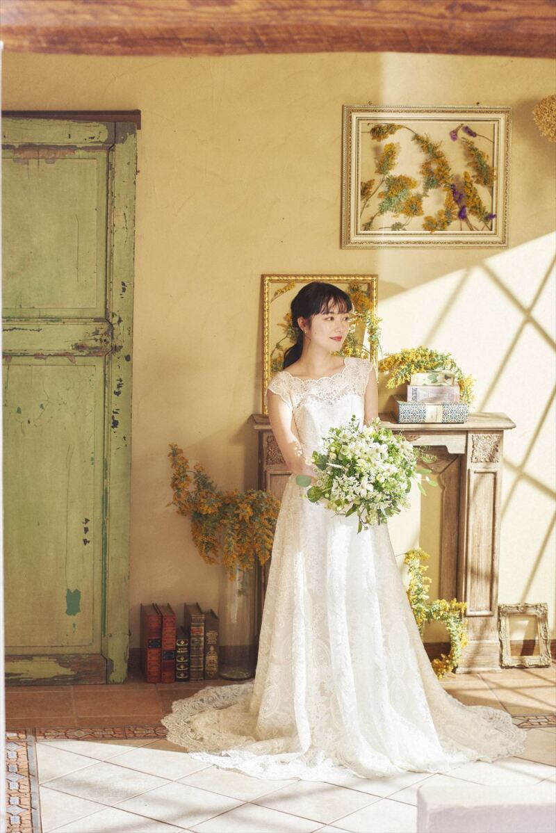 【データ&アルバム両方残したい!】洋装1着スタジオ撮影≪8Pアルバム+全データ≫【オープン記念10月末撮影まで】