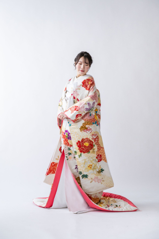 モニター価格2025年末撮影までスーパープライス【スタジオ＋越谷花田苑】打掛２着スタジオ＆ロケ撮影≪全データ＋台紙付写真≫