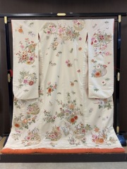 手刺繍　浅黄　四季の響宴