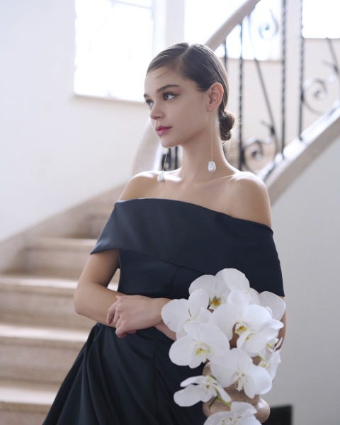 神田明神　明神会館_カラードレスが豊富