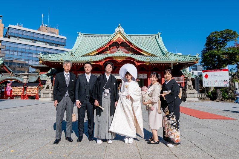 家族や友人との自然な笑顔が溢れる写真