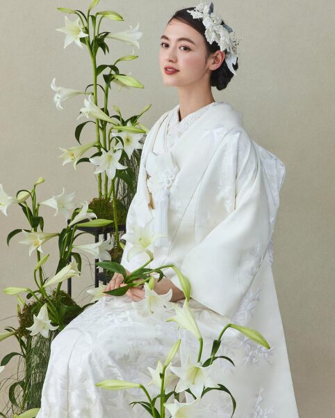 紅葉彩る秋！【着たいを叶える】白無垢・色打掛どっちも着られる和装3点プラン