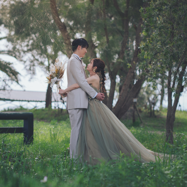 見つめ合いながら