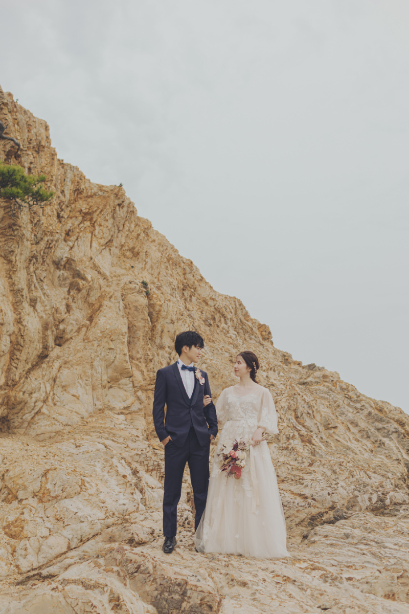 【海ロケ&スタジオ】/ドレス・和装2着(合計4着)・データ・ヘアメイク付き