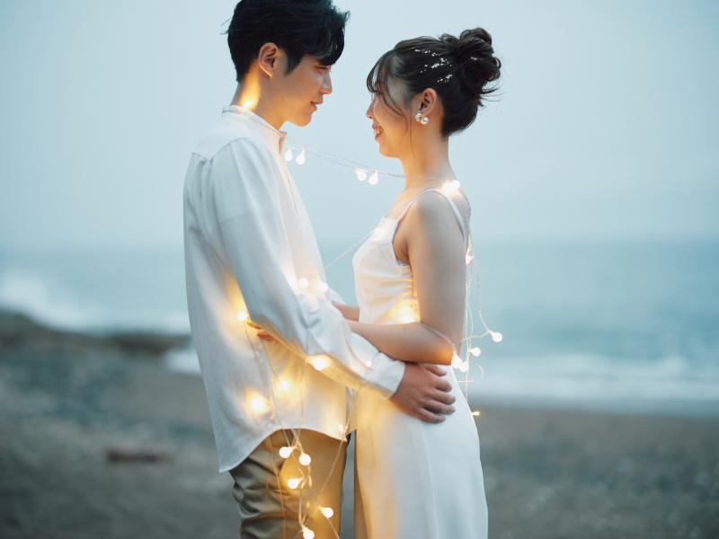 新プラン★フォト&会食プラン /新郎2着・新婦2着(合計4着)・データ・ヘアメイク付き