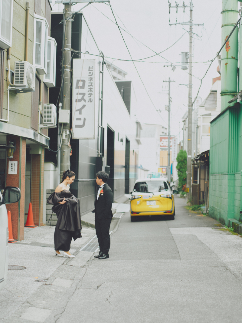 【街フォト】/ドレス・和装2着(合計4着)・データ・ヘアメイク付き