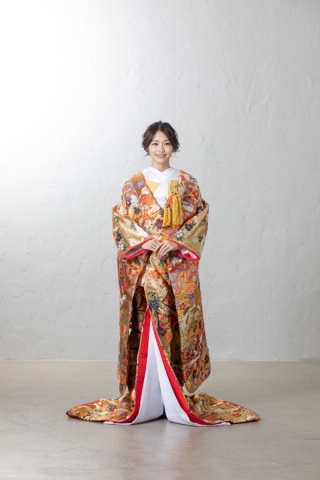 熨斗目に金彩 -Noshime ni kinsai-