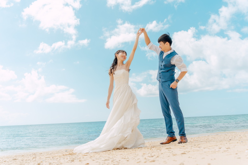 ビーチに移動して