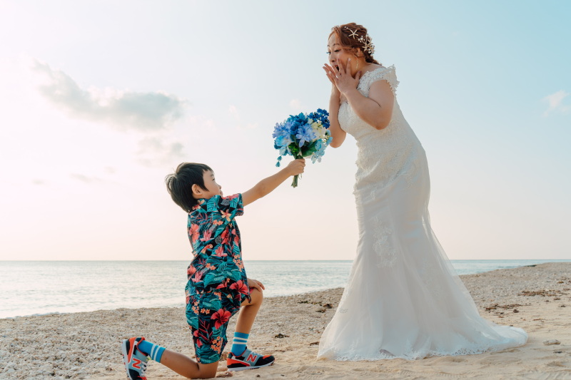 ママ大好き！小さな王子様のブーケセレモニー♡