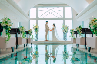 海と光に包まれて。お二人だけの特別なチャペルフォト⭐︎