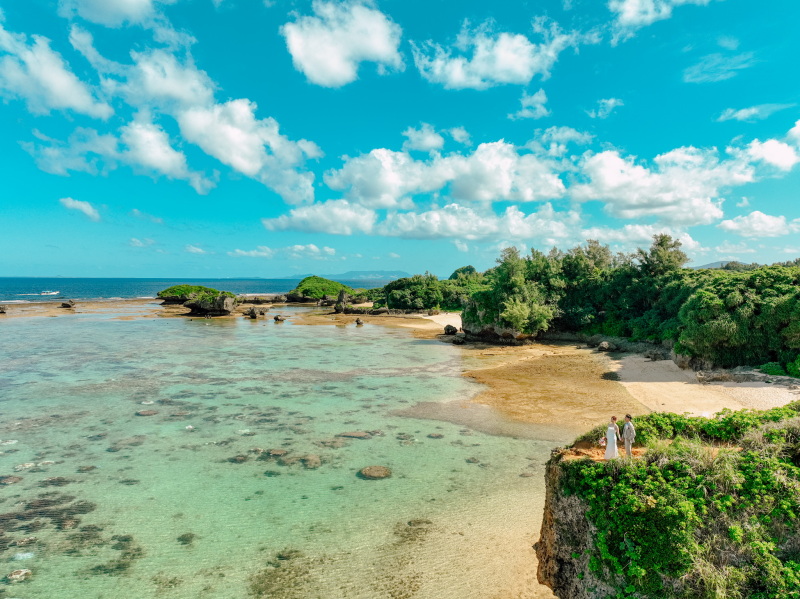 ドローン撮影で叶える空から見下ろす奇跡のブルー！