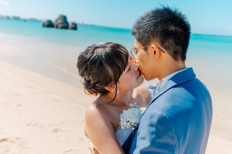 きらめく海に誓う、永遠の愛♡