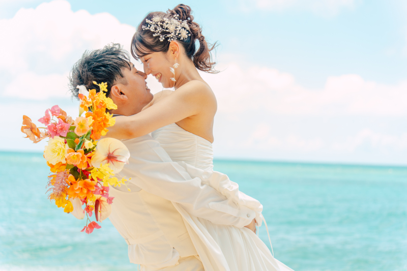 素敵な笑顔で見つめ合って