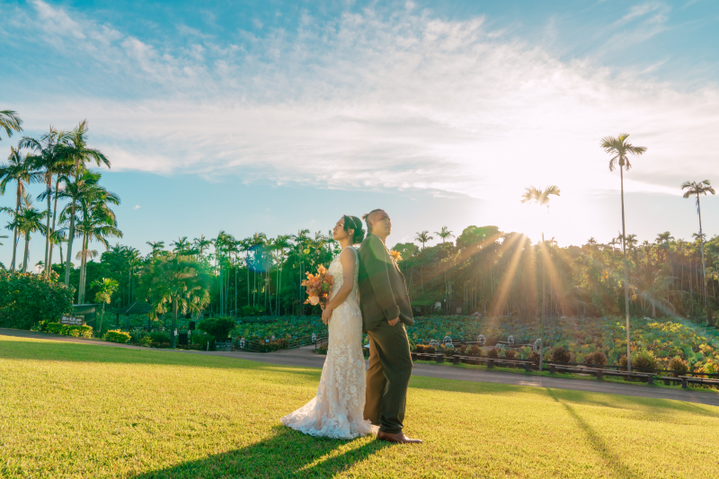 この価格は11月お申込まで!南国ムードたっぷり!東南植物楽園+ビーチ撮影【緑豊かな楽園で愛の瞬間を写真に残す】東南植物楽園プラン