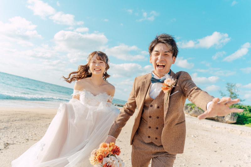 この価格は11月のお申込まで\選べるフォトツアー/洋装2着+ビーチ撮影+選べるオプションでやりたいこと全部叶う【フルカスタム】