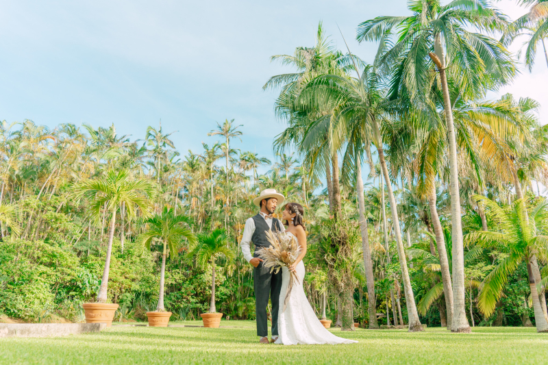 この価格は11月のお申し込みまで!組み合わせ自由のフォトツアー◎【カスタムライトプラン】ドレス2着付で最大3箇所まわれて大満足♪