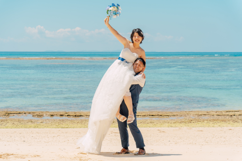 お得にビーチ撮影◎50カット全データ納品、タキシード・ドレス各1着【casual wedding plan】