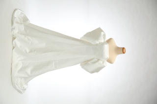 Aラインバックリボンドレス