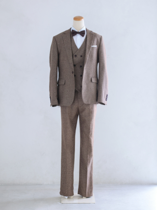 ブラウンタキシード