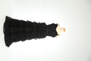 ブラックフリフリドレス