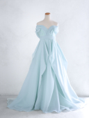水色オフショルドレス
