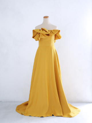 マスタードオフショルドレス
