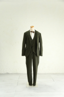 カーキタキシード