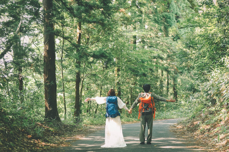 初めはとある森へ