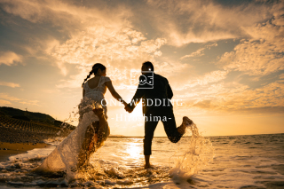 ドレスで海に入水