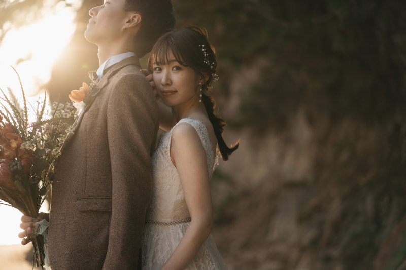 お二人の表情からは、色々なストーリーが読み取れます。物語のようなお写真を一緒に撮影しましょう！